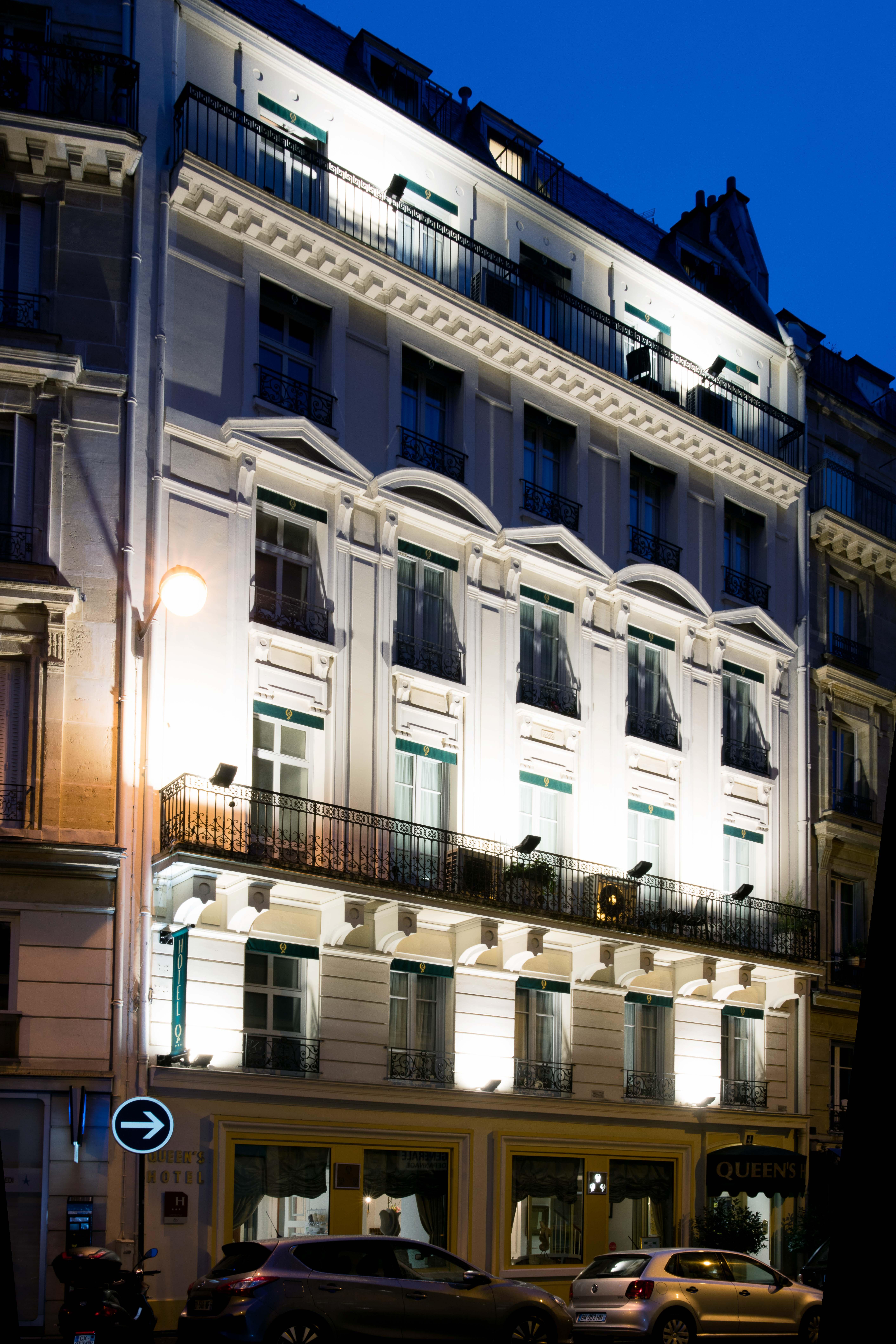 Queens Hotel Parijs Buitenkant foto